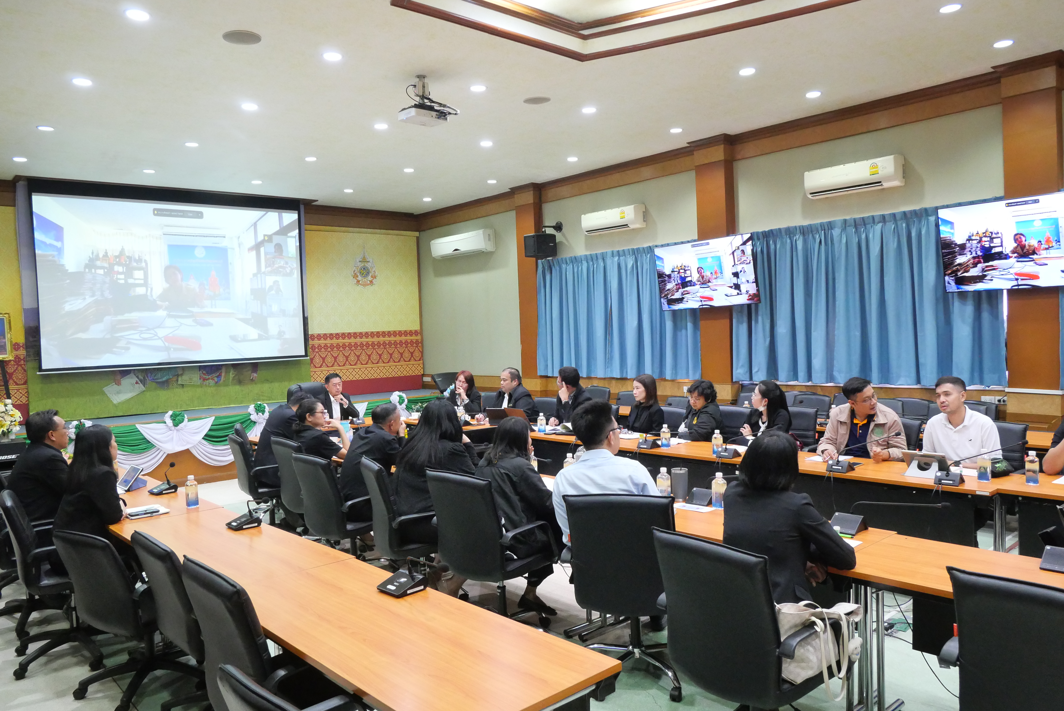 title - ส.ป.ก. ประชุมติดตามผลการจัดที่ดินตามข้อ 62